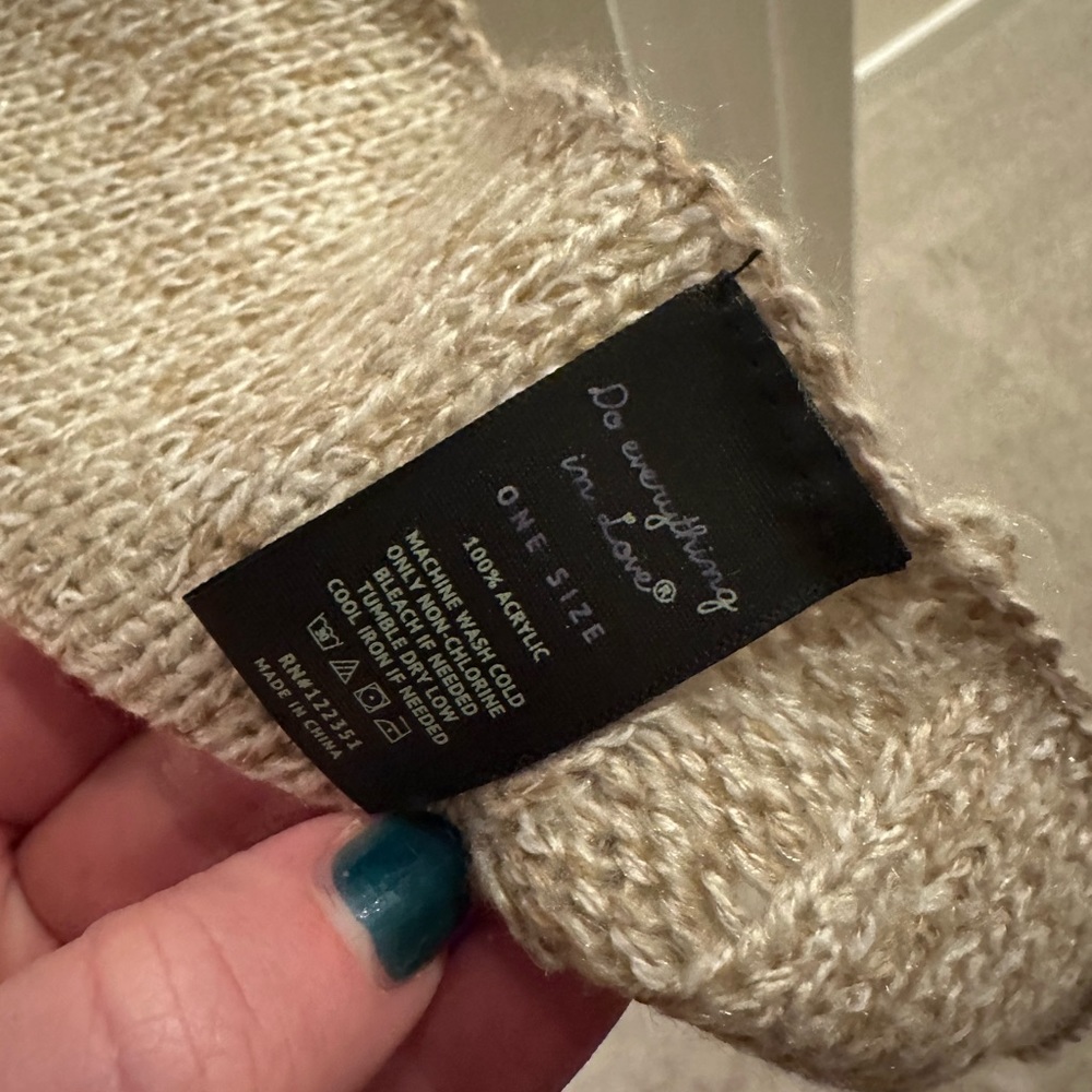 Free People Angel Eyes Fringe Poncho One Size NWOT - Picture 6 of 6